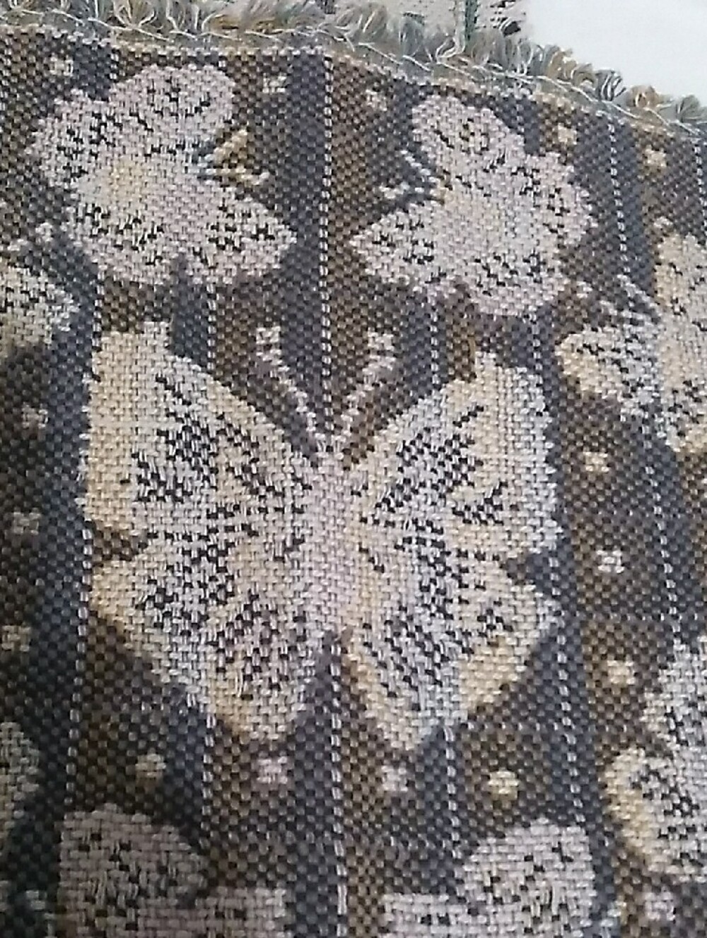 Vintage (2) Butterfly Woven Tapestry Fringed Place Mats (L1) - Picture 7 of 8